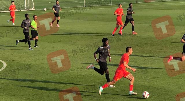 开云app-【热身】国足5比1阿联酋乙级队 林良铭双响武磊破门